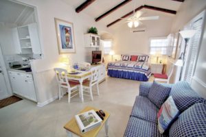 A vacation rental perfect for a fall stay in Pompano Beach