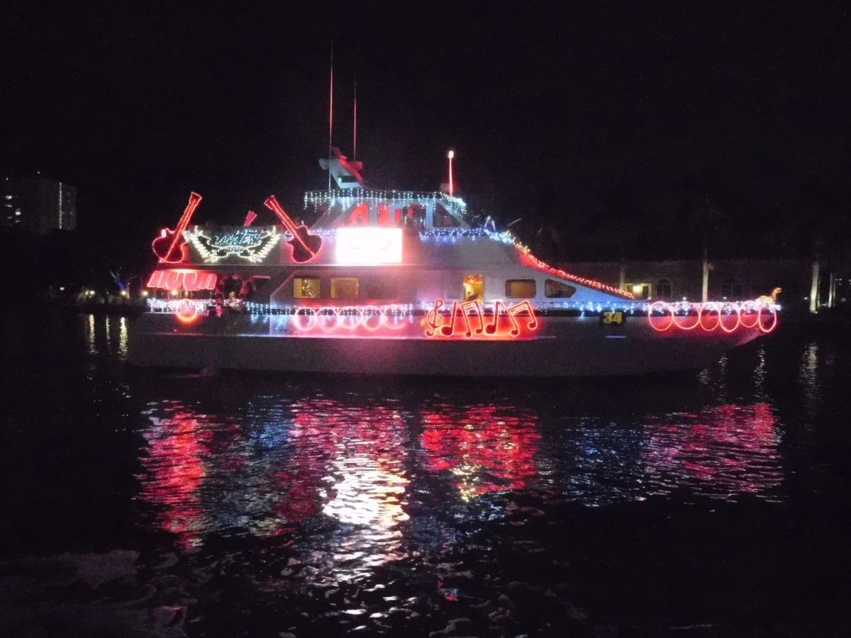 Celebrate the Holidays at Pompano Beach’s Holiday Boat Parade